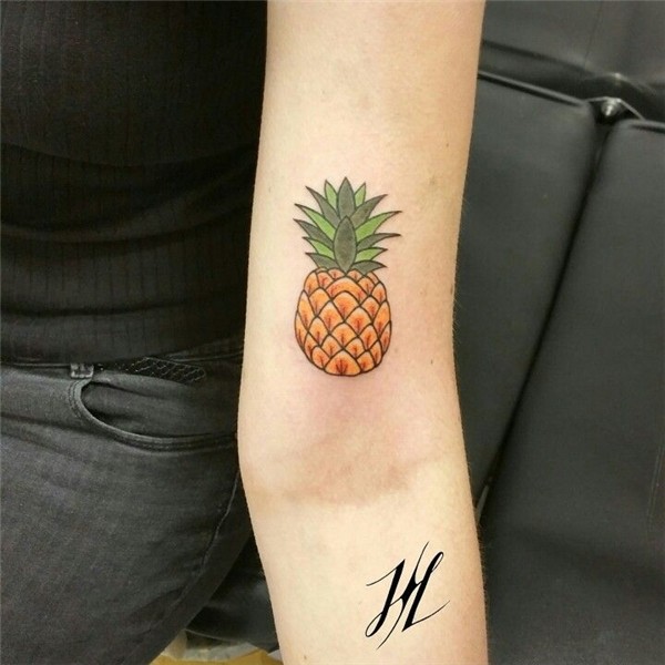Pineapple by Marjorianne Pineapple tattoo, Tattoos, Pinapple