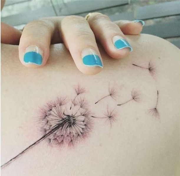 Pin on Tatuajes pequeños femeninos originales
