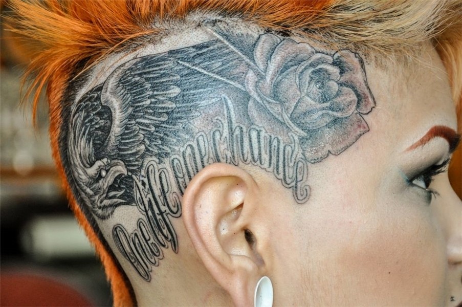 Pinterest Weird tattoos, Head tattoos, Scalp tattoo