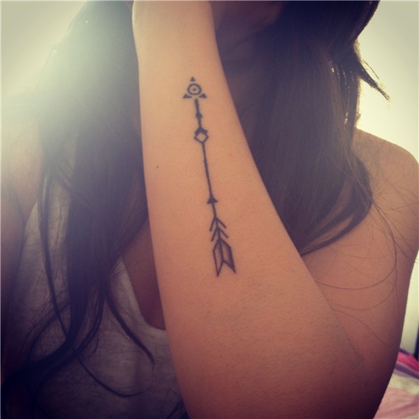 Qual o significado da tatuagem de flecha? - Tattoo Blog Tatt