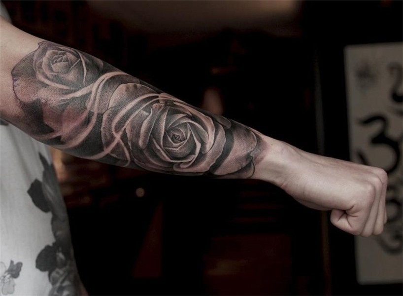 Roses by Jens Olsson. http://tattooideas247.com/roses/ Tatto