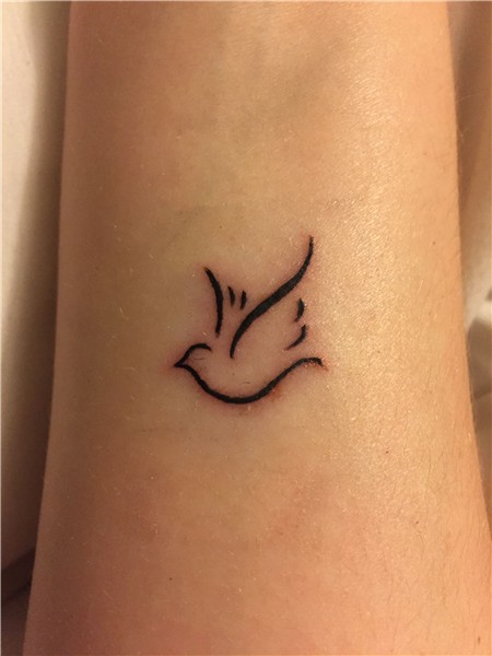 Small Dove Tattoo :) Small dove tattoos, Dove tattoos, Dove