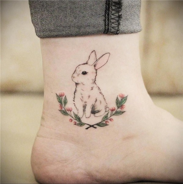 Small animal tattoos for females (69 photos)