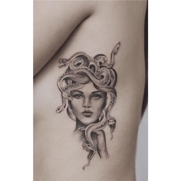 Smashed Melissa's ribs with this Medusa piece. She was the f