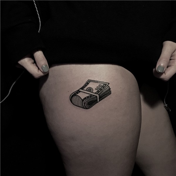 Tattoo Artist: Berkin Dönmez Instagram: berkindonmezz #black