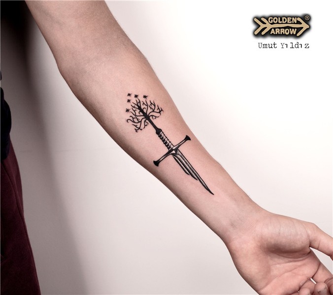 Tattoo Artist: Umut Yıldız Lord of the rings tattoo, Yüzükle