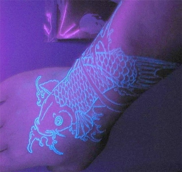 Tattoo - awesomely interesting facts, images & videos Uv tat