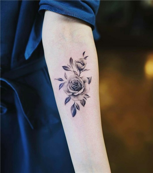 Tattoo done by: @nandotattooer #rose #rosetattoo #rosa Tatua