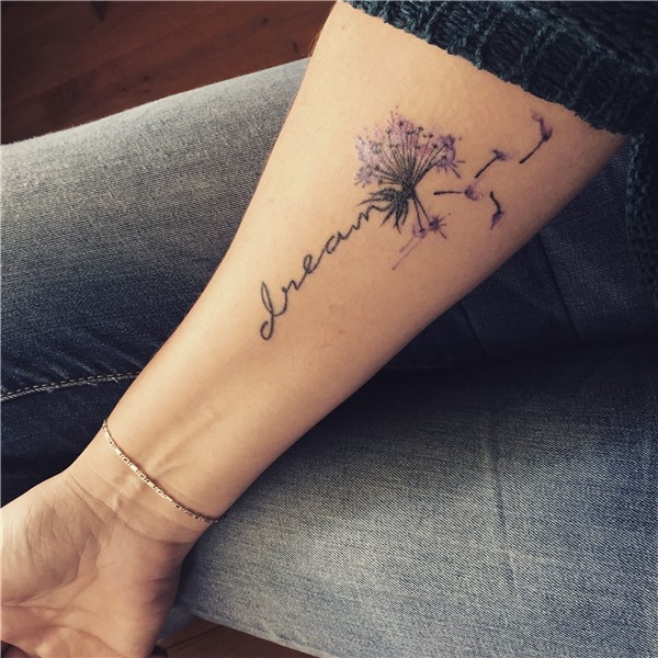 Tattoo dream. Dandelion with watercolor.. Dandelion tattoo d