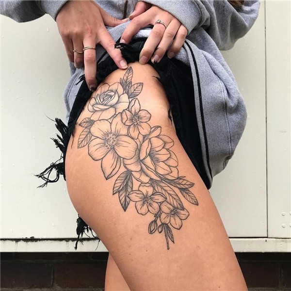 #Tattoosforwomen Tattoos for women, Floral thigh tattoos, Tr