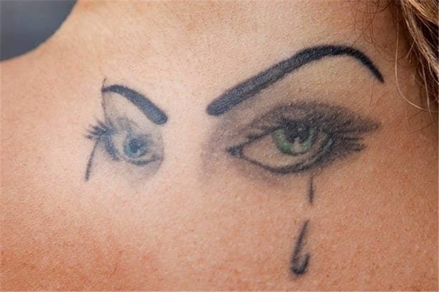 Teardrop Tattoo Significance For New Tattoo Designs Teardrop