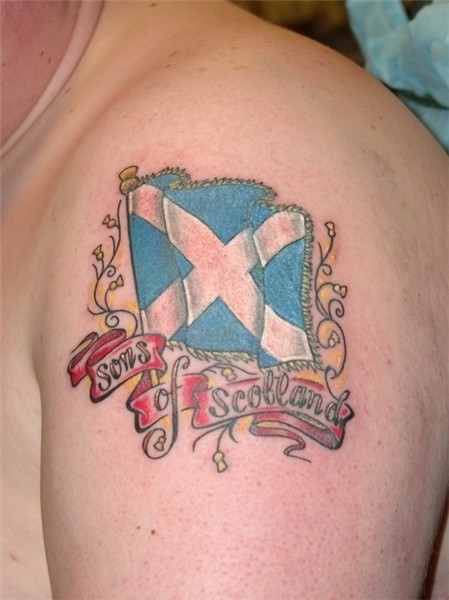 Traditional Scottish Tattoo On Shoulder By Nick Cook