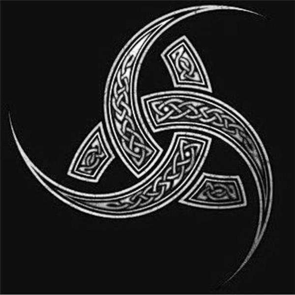 Triple Horn of Odin #maoritattoosmen #maoritattoosband Norse