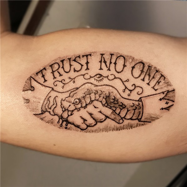Trust No One - Studio Kalanoor