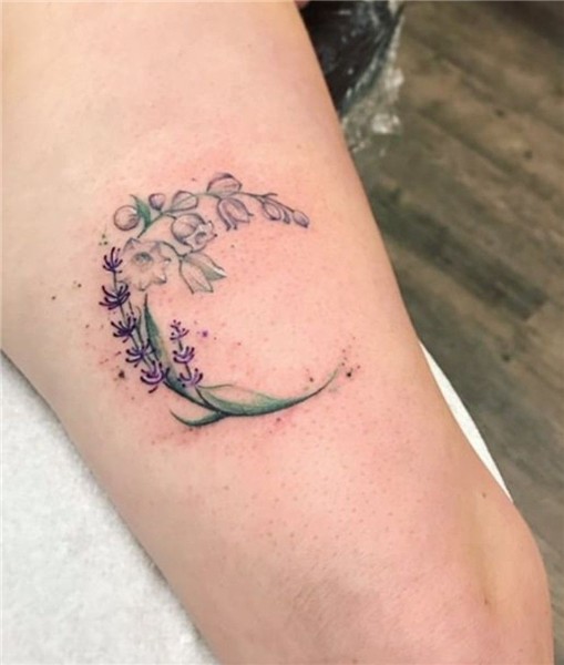 Watercolour floral cresent moon tattoo Lavender tattoo, Lily