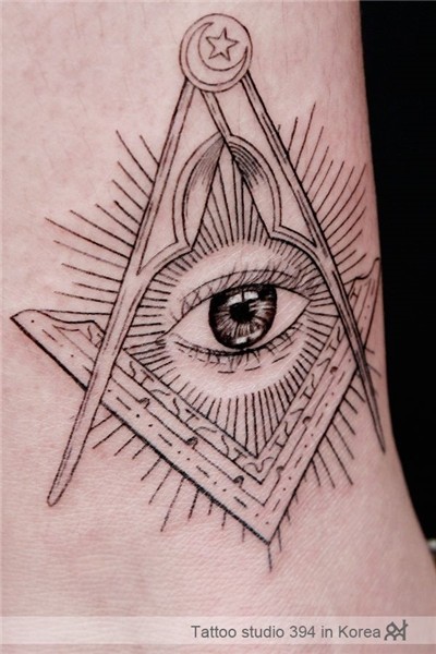 all seeing eye tattoo All seeing eye tattoo, Eye tattoo, Lin