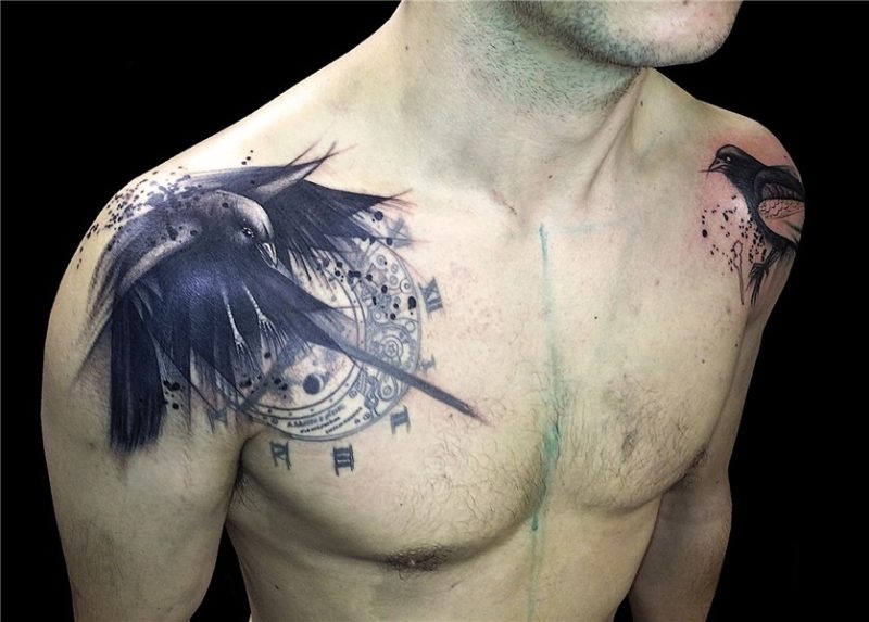 crow arm tattoo - Google Search Bird shoulder tattoos, Triba