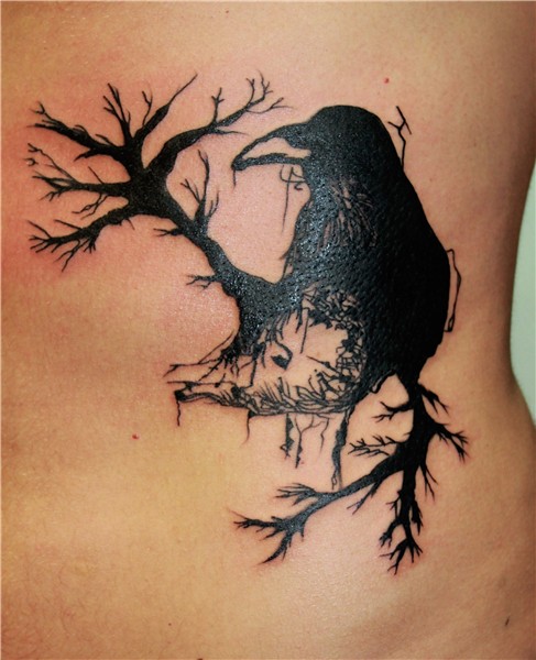 crow tattoo raven Crow tattoo, Cool tattoos, Raven tattoo