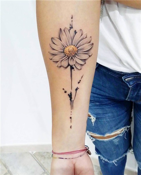#daisytattoo #margherita #flowertattoo Tattoos, Sunflower ta