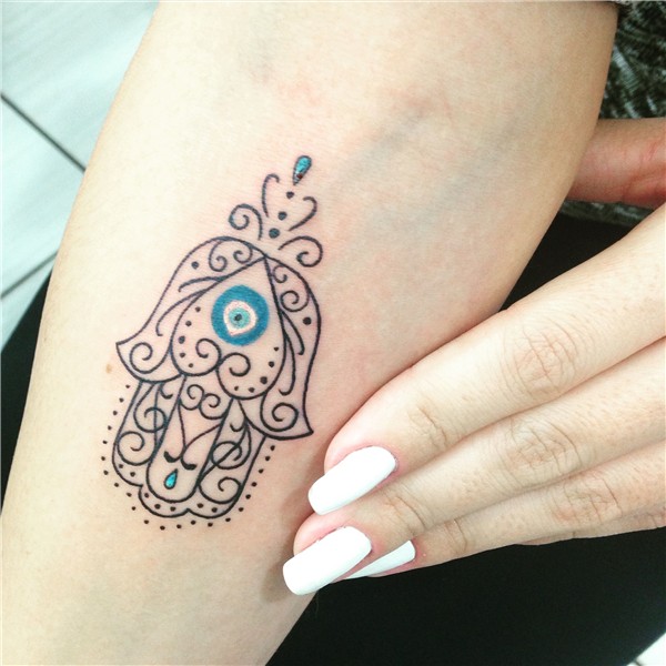 hamsa , hamsa hand , mão de Fátima , tatuagem Small hand tat