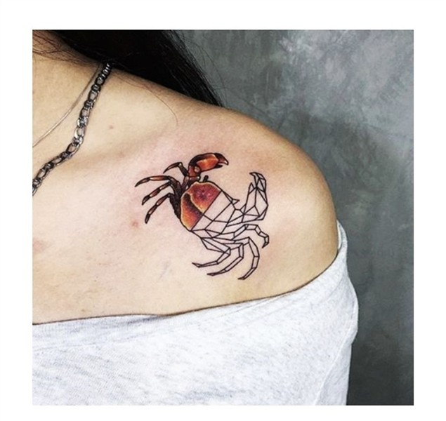 like the real side Cancer zodiac tattoo, Crab tattoo, Cancer