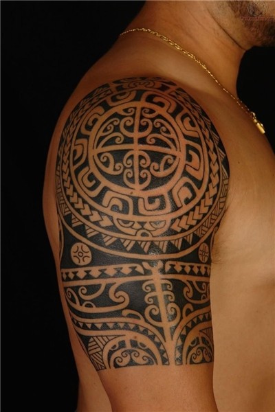 polynesian-tattoo-for-shoulder-1654237738.jpg (1067 × 1600)