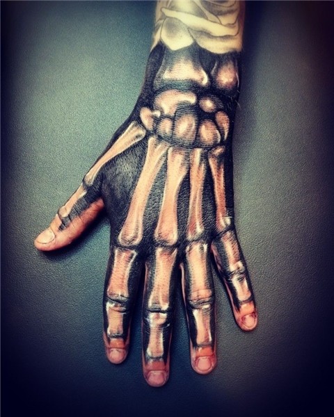 #skeleton #hand #tattoo #design #blackartemtattoo Skeleton h
