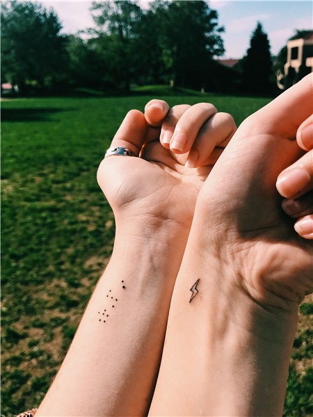 tiny tattoo Wrist tattoos girls, Bolt tattoo, Lightning bolt