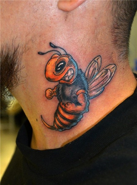 wasp tattoo Wasp tattoo, Bug tattoo, Bee tattoo